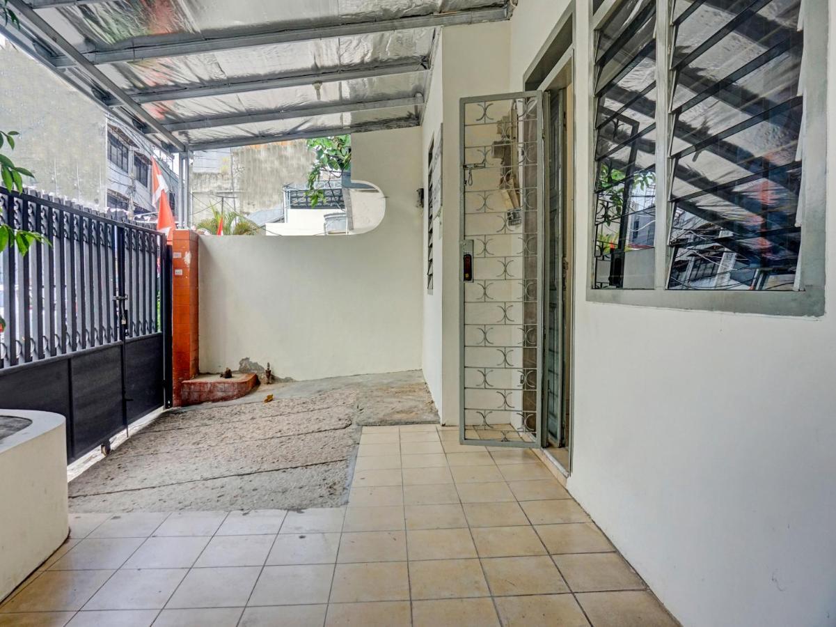 Oyo 91658 Luci'S House Jakarta Exterior photo
