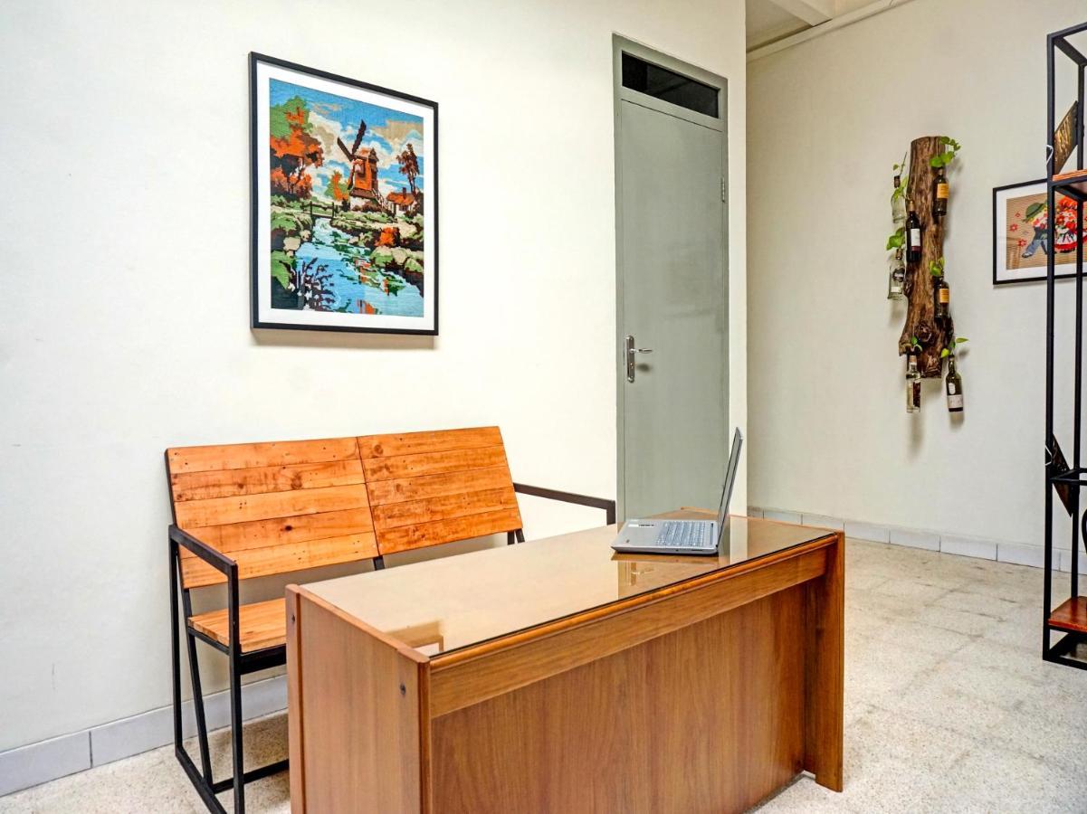 Oyo 91658 Luci'S House Jakarta Exterior photo
