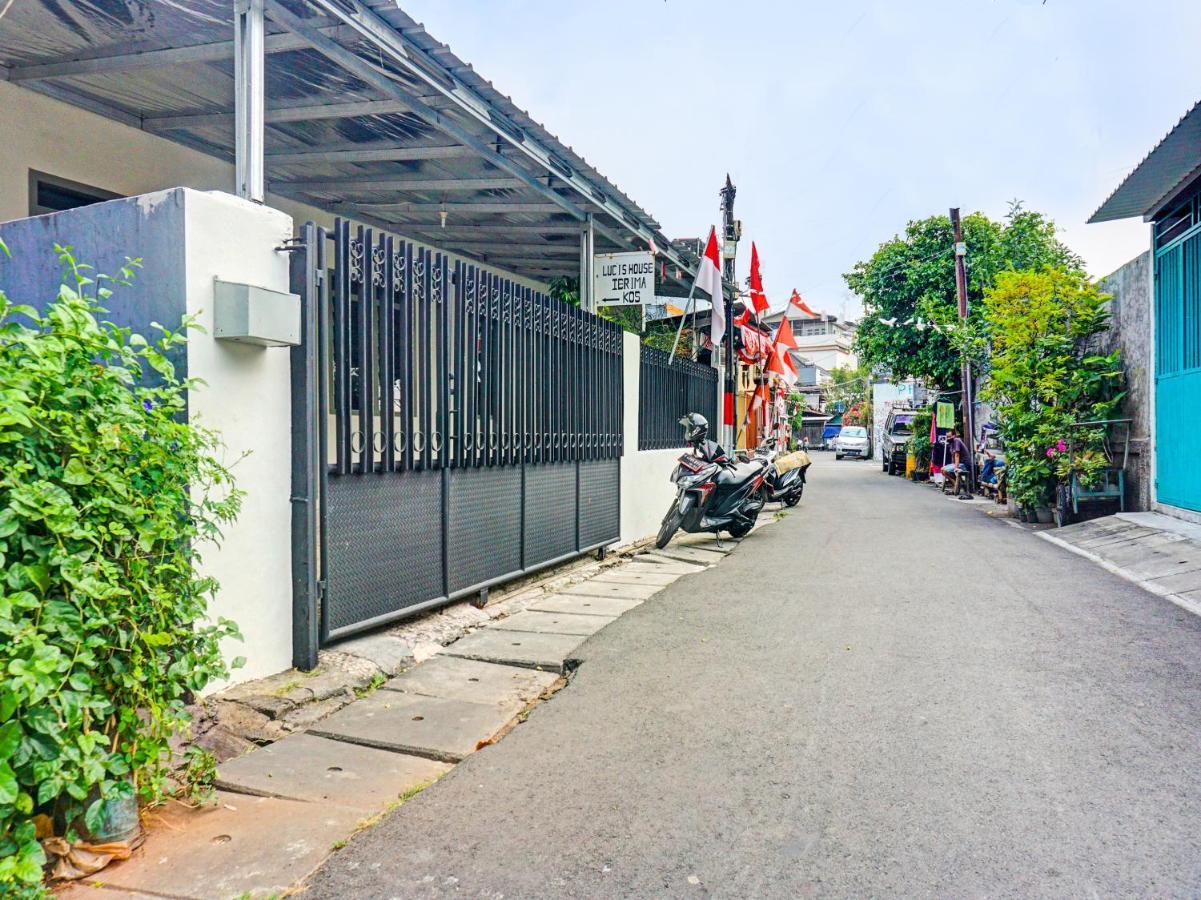 Oyo 91658 Luci'S House Jakarta Exterior photo